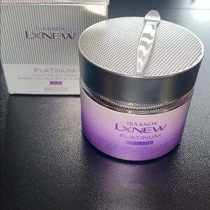 Avon Anew Platinum Day Cream SPF 30